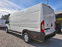 Usado Peugeot Boxer 150 HP (110 kW) 2015 Branco Van