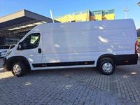 Usado Fiat Ducato 177 HP (130 kW) 2020 Branco Van