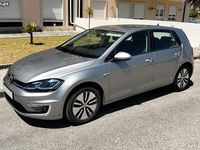 Usado VW e-Golf 100 kW (136 HP) 2023 Cinza Citadino