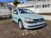 Usado Opel Corsa Sport 75 HP (55 kW) 2001 Verde Citadino