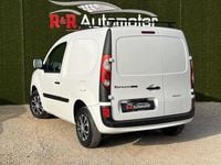 Usado Renault Kangoo 75 HP (55 kW) 2012 Branco Monovolume