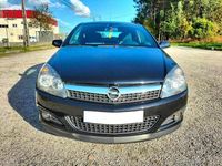 Usado Opel Astra 125 HP (91 kW) 2007 Preto Citadino