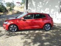 Usado Renault Mégane IV Intens 115 HP (84 kW) 2021 Vermelho Sedan