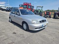 Usado Chevrolet Lanos 75 HP (55 kW) 2000 Cinzento Sedan