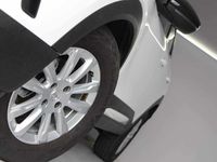 Usado Opel Mokka 101 HP (74 kW) 2023 Branco SUV