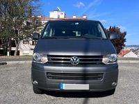 usado VW Caravelle Longa com Histórico na marca muito bom estado