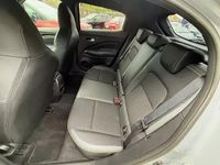 Usado Nissan Kiiro 114 HP (83 kW) 2022 Cinzento Citadino