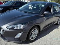 Usado Ford Focus 120 HP (88 kW) 2021 Cinzento Carrinha