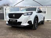 Usado Peugeot 2008 131 HP (96 kW) 2022 Branco SUV