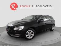 Usado Volvo V60 Momentum 115 HP (84 kW) 2014 Preto Carrinha