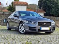 Usado Jaguar XE 180 HP (132 kW) 2017 Cinzento Sedan