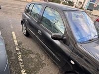 Usado Renault Clio II 65 HP (47 kW) 2003 Sedan