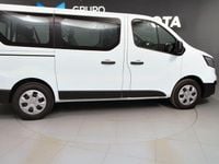 Usado Renault Trafic Equilibre 110 HP (80 kW) 2024 Branco Monovolume