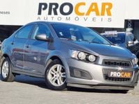Usado Chevrolet Aveo LT 95 HP (69 kW) 2012 Cinzento Sedan