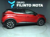 Usado Renault Captur Engineered 160 HP (117 kW) 2023 Vermelho SUV