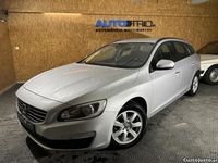 Usado Volvo V60 Momentum 115 HP (84 kW) 2013 Branco Carrinha