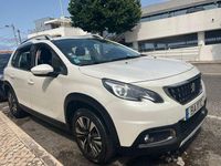 Usado Peugeot 2008 Allure 125 HP (91 kW) 2018 SUV