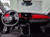 Usado Fiat 600E Red 114 kW (156 HP) 2025 Preto SUV