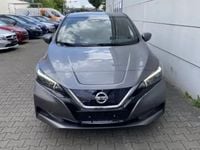 Usado Nissan Leaf Acenta 110 kW (150 HP) 2020 Cinzento Citadino