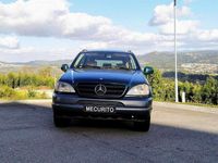 Usado Mercedes ML320 215 HP (158 kW) 1999 Verde escuro SUV