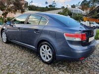 usado Toyota Avensis Sedan 2.0 D-4D Sol