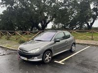 Usado Peugeot 206 75 HP (55 kW) 2000