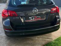 Usado Opel Astra Cosmo 95 HP (69 kW) 2011 Cinza Carrinha