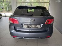 usado Toyota Avensis SW 2.0 D-4D Sol+P.Multimédia