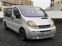 Usado Opel Vivaro 101 HP (74 kW) 2005 Cinzento Monovolume