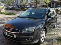 Usado Ford Focus 90 HP (66 kW) 2006 Preto Carrinha