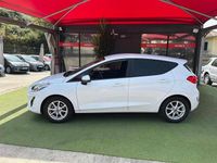 Usado Ford Fiesta 86 HP (63 kW) 2019 Branco Citadino