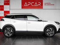 Usado Peugeot e-2008 Allure 100 kW (136 HP) 2021 Branco SUV