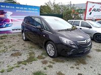 Usado Opel Zafira Tourer Cosmo 135 HP (99 kW) 2017 Preto Monovolume