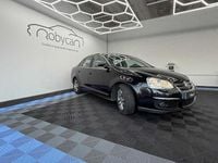 Usado VW Jetta 105 HP (77 kW) 2008 Preto Sedan