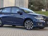 Usado Fiat Tipo Wagon 120 HP (88 kW) 2017 Azul Carrinha