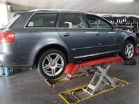 Usado Audi A4 170 HP (125 kW) 2007 Cinzento Carrinha