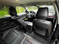 Usado BMW 320 Sport Line 184 HP (135 kW) 2014 Preto Carrinha