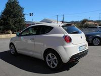 Usado Alfa Romeo MiTo 105 HP (77 kW) 2018 Branco Citadino