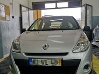 usado Renault Clio 1.2 75cv 2010 GPL muito económico