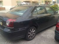 usado Toyota Avensis 2.0D