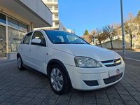 Usado Opel Corsa 75 HP (55 kW) 2005 Sedan