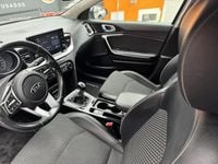 Usado Kia Ceed 136 HP (100 kW) 2021 Cinza Citadino