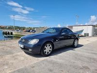 Usado Mercedes SLK200 192 HP (141 kW) 1997 Azul Cabrios