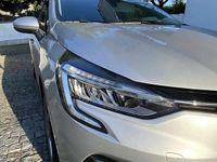 Usado Renault Clio IV 101 HP (74 kW) 2019 Cinzento Citadino