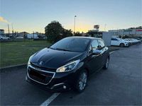 Usado Peugeot 208 Allure 82 HP (60 kW) 2019 Preto Citadino
