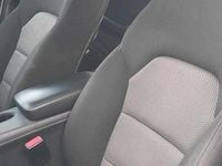 Usado Mercedes A180 109 HP (80 kW) 2016 Cinzento Citadino