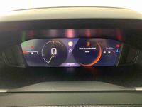 Usado Peugeot 2008 136 HP (100 kW) 2025 Cinzento SUV