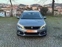 Usado Peugeot 308 130 HP (95 kW) 2021 Cinzento