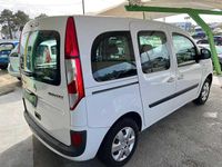 Usado Renault Kangoo 90 HP (66 kW) 2020 Branco Monovolume