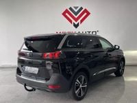 Usado Peugeot 5008 Allure 130 HP (95 kW) 2021 Preto Monovolume
